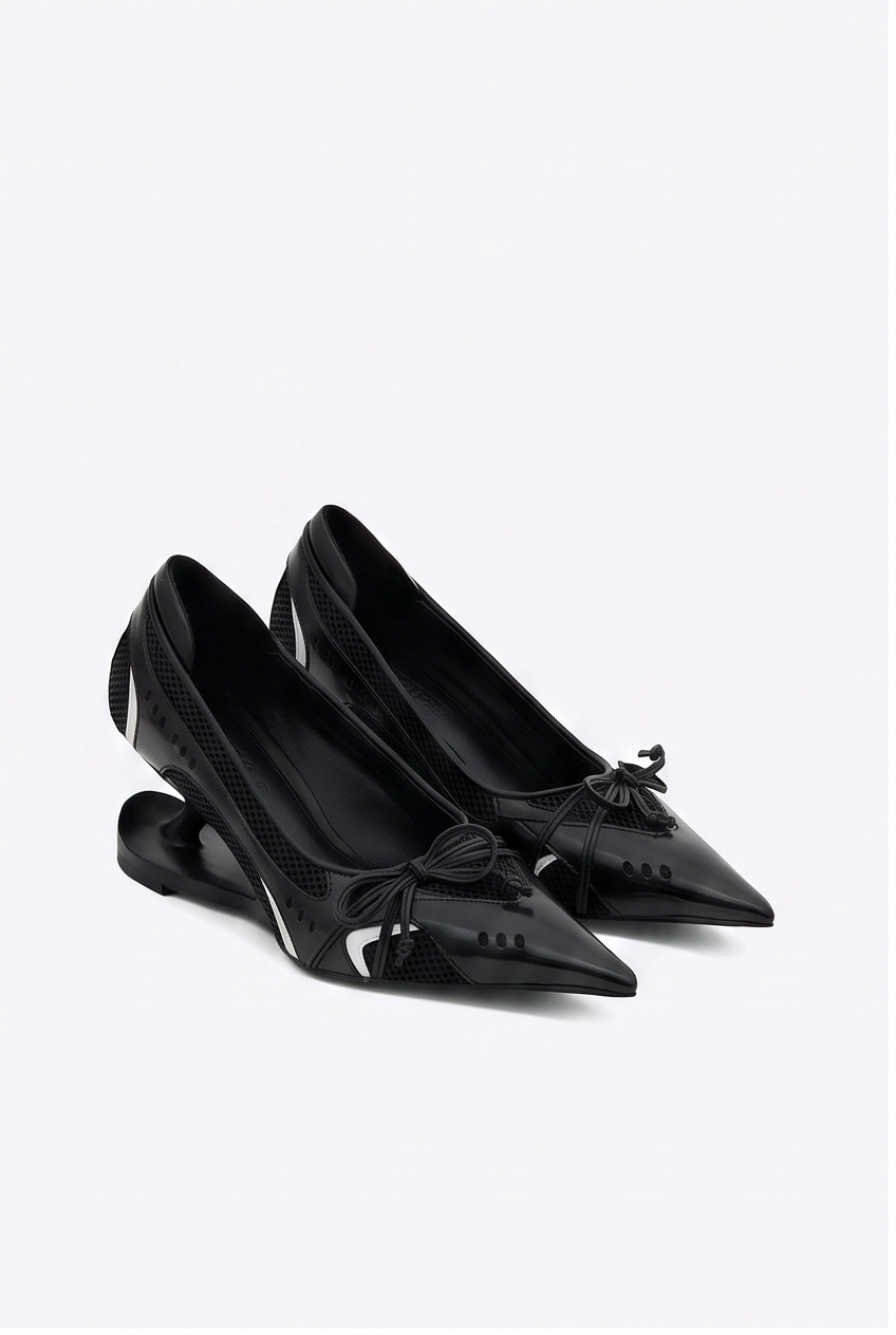 Escarpins Chrome coloris Noir - vue de trois quarts, la paire