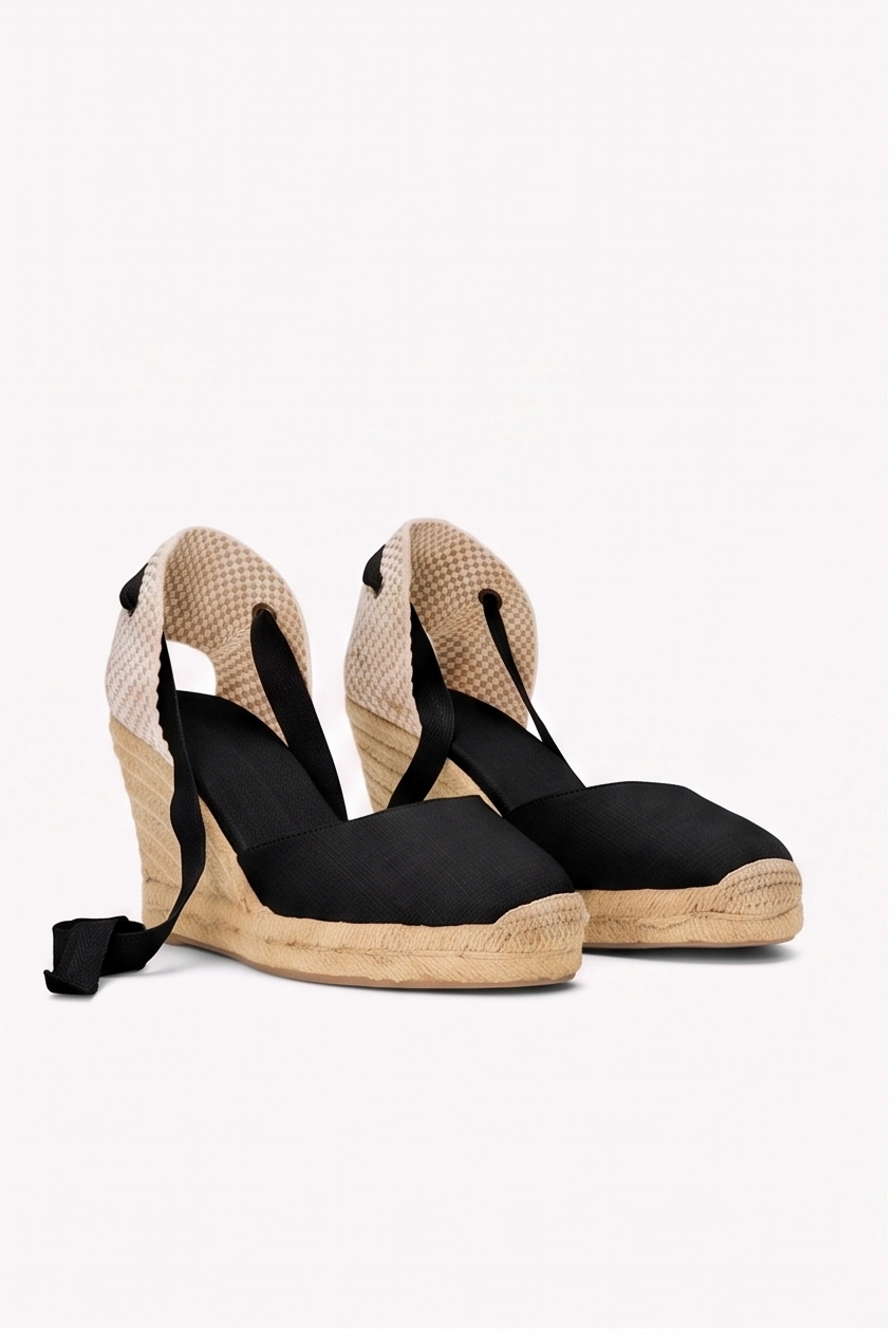 Espadrilles Églantine coloris Noir - vue de trois quarts, la paire