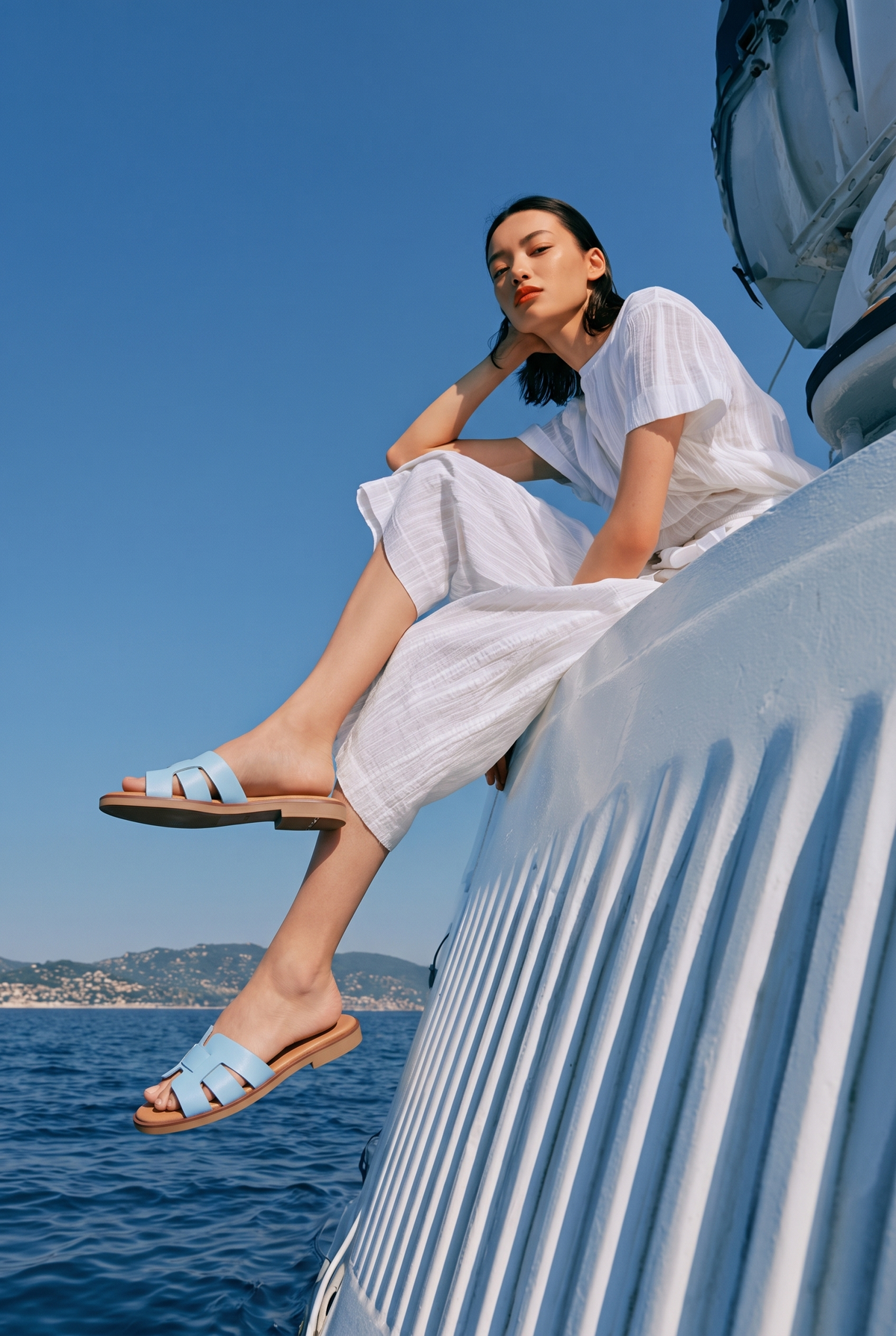 Mules Margaux coloris Doré champagne - portée, silhouette complète