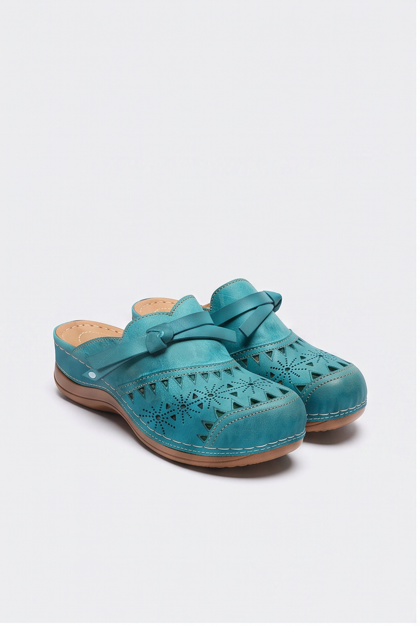 Sabots Ninon coloris Turquoise - vue de trois quarts, la paire